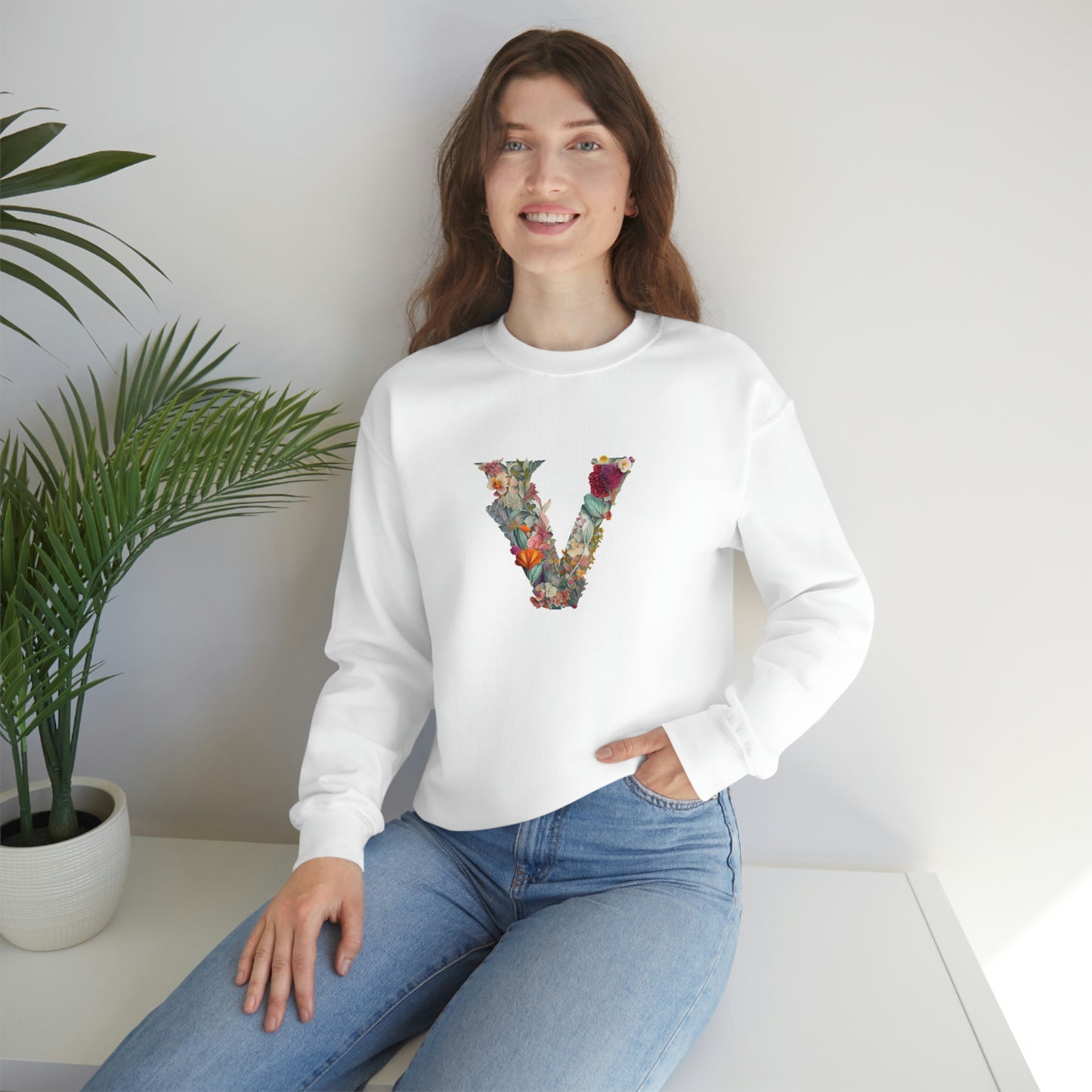 Unisex Heavy Blend™ Crewneck Sweatshirt "V"