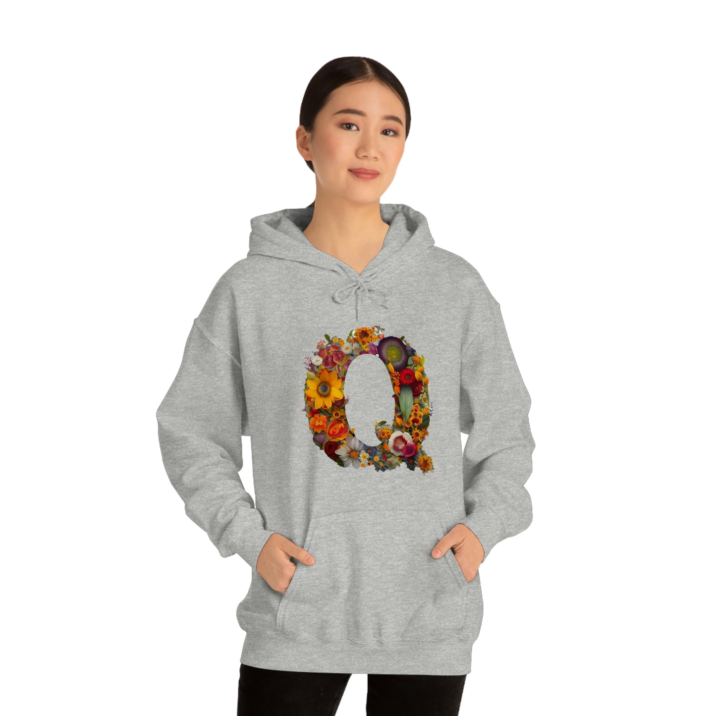 Unisex Heavy Blend™ Hooded Sweatshirt "Q"