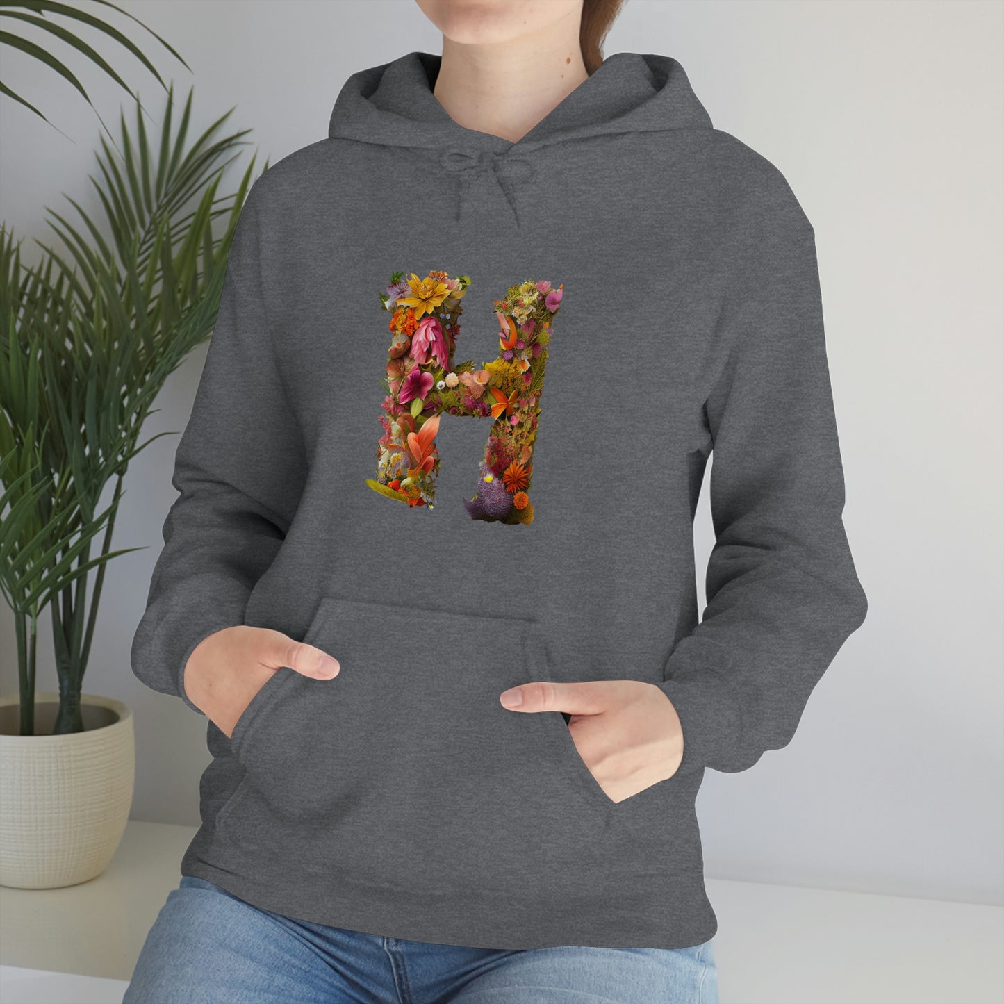 Unisex Heavy Blend™ Hooded Sweatshirt "H"