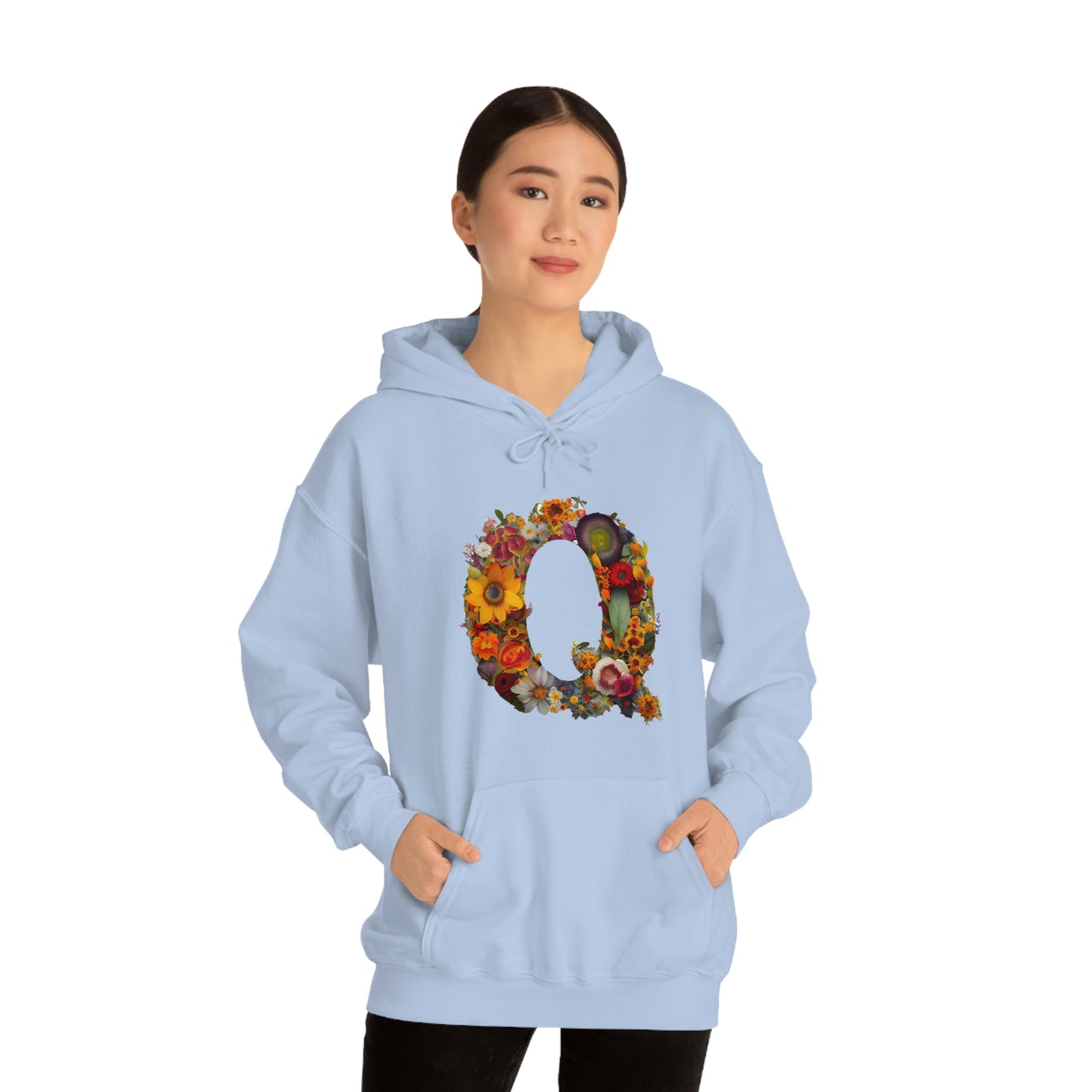 Unisex Heavy Blend™ Hooded Sweatshirt "Q"