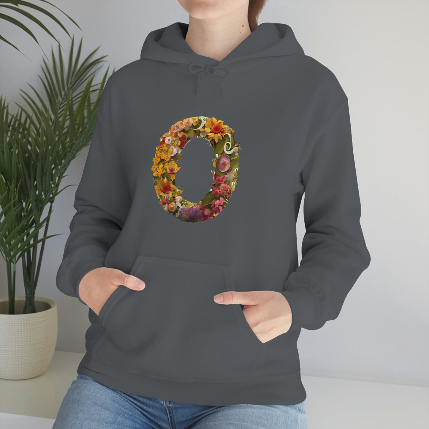 Unisex Heavy Blend™ Hooded Sweatshirt "O"