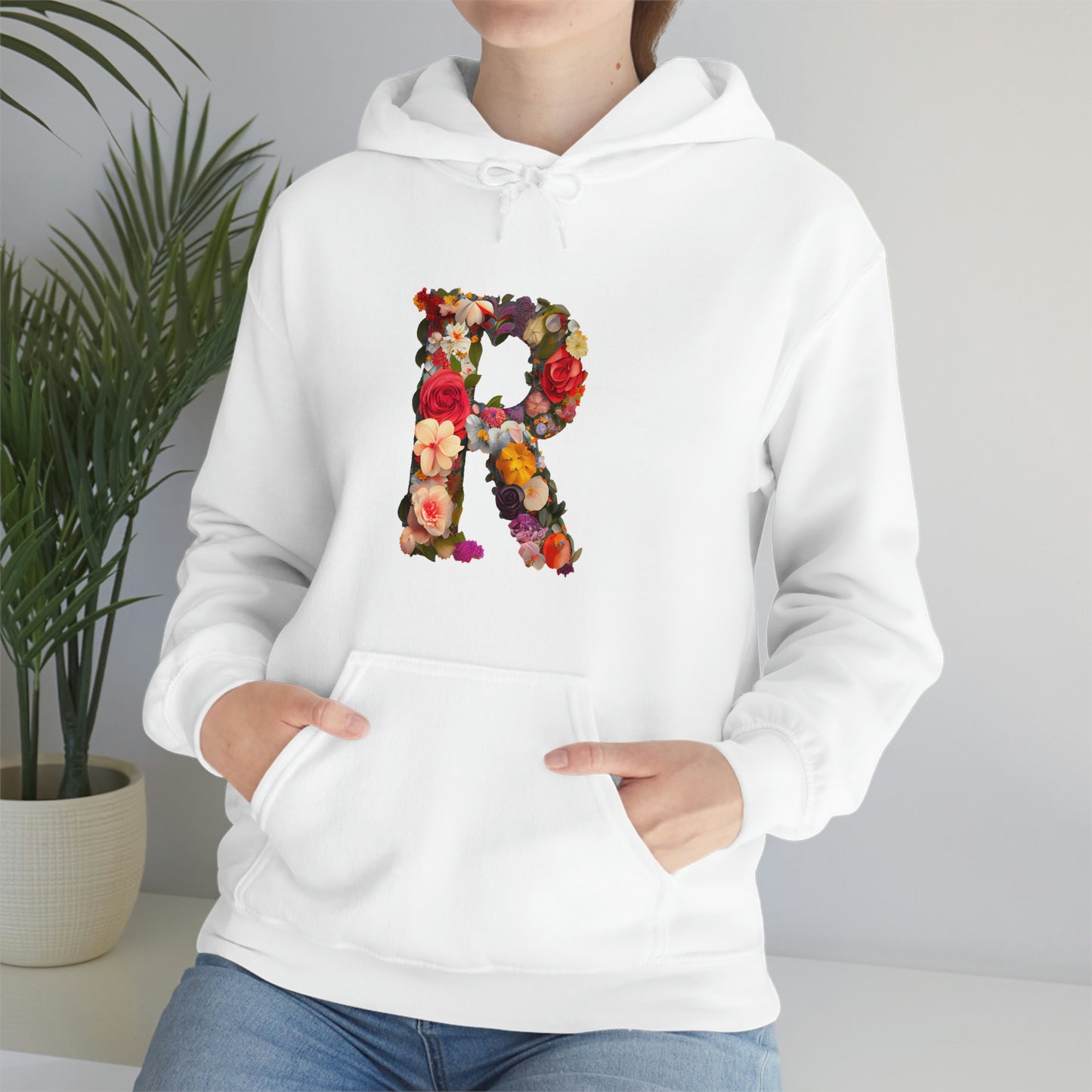 Unisex Heavy Blend™ Hooded Sweatshirt "R"