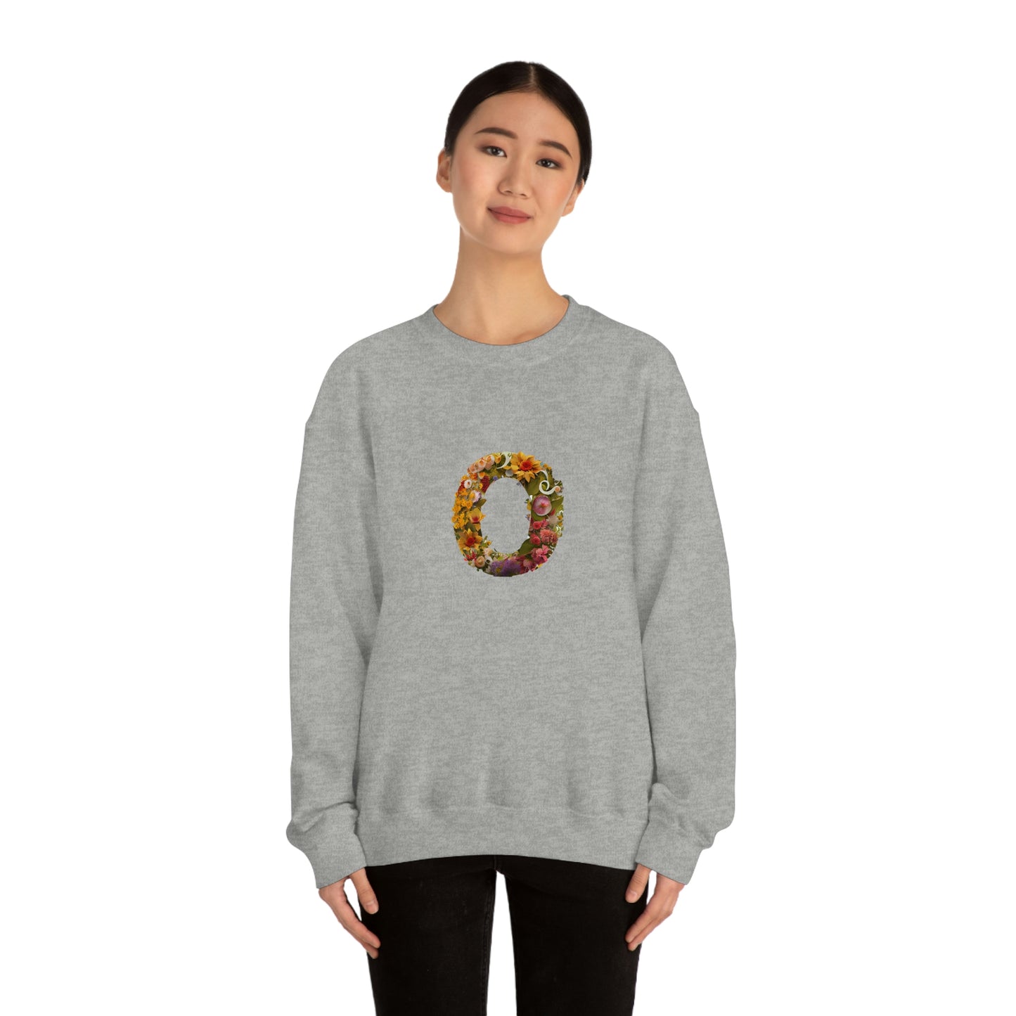 Unisex Heavy Blend™ Crewneck Sweatshirt "O"