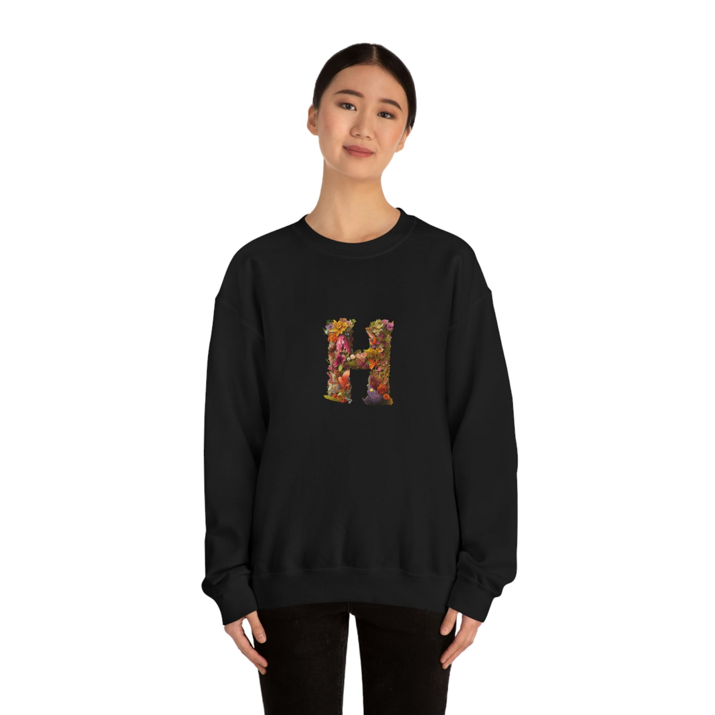 Unisex Heavy Blend™ Crewneck Sweatshirt "H"