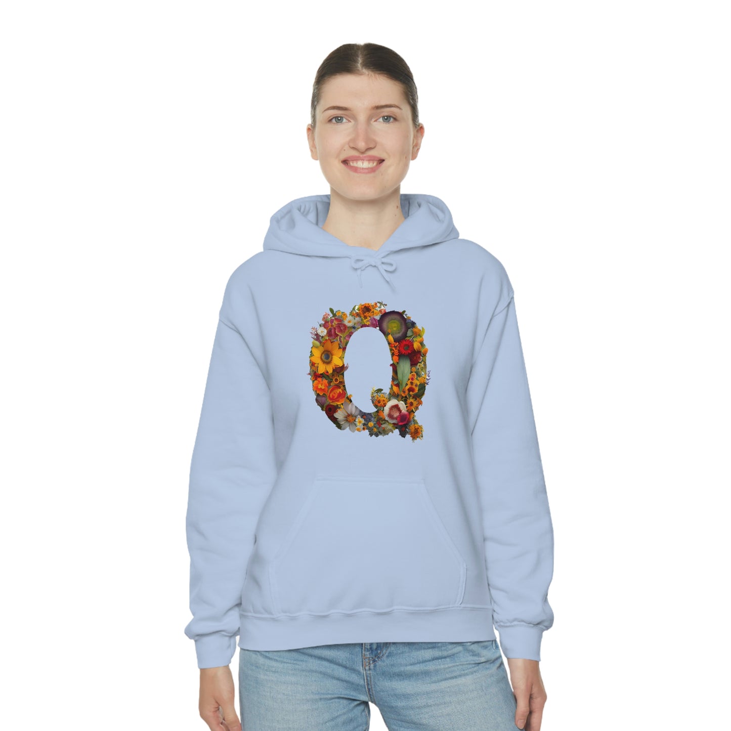 Unisex Heavy Blend™ Hooded Sweatshirt "Q"